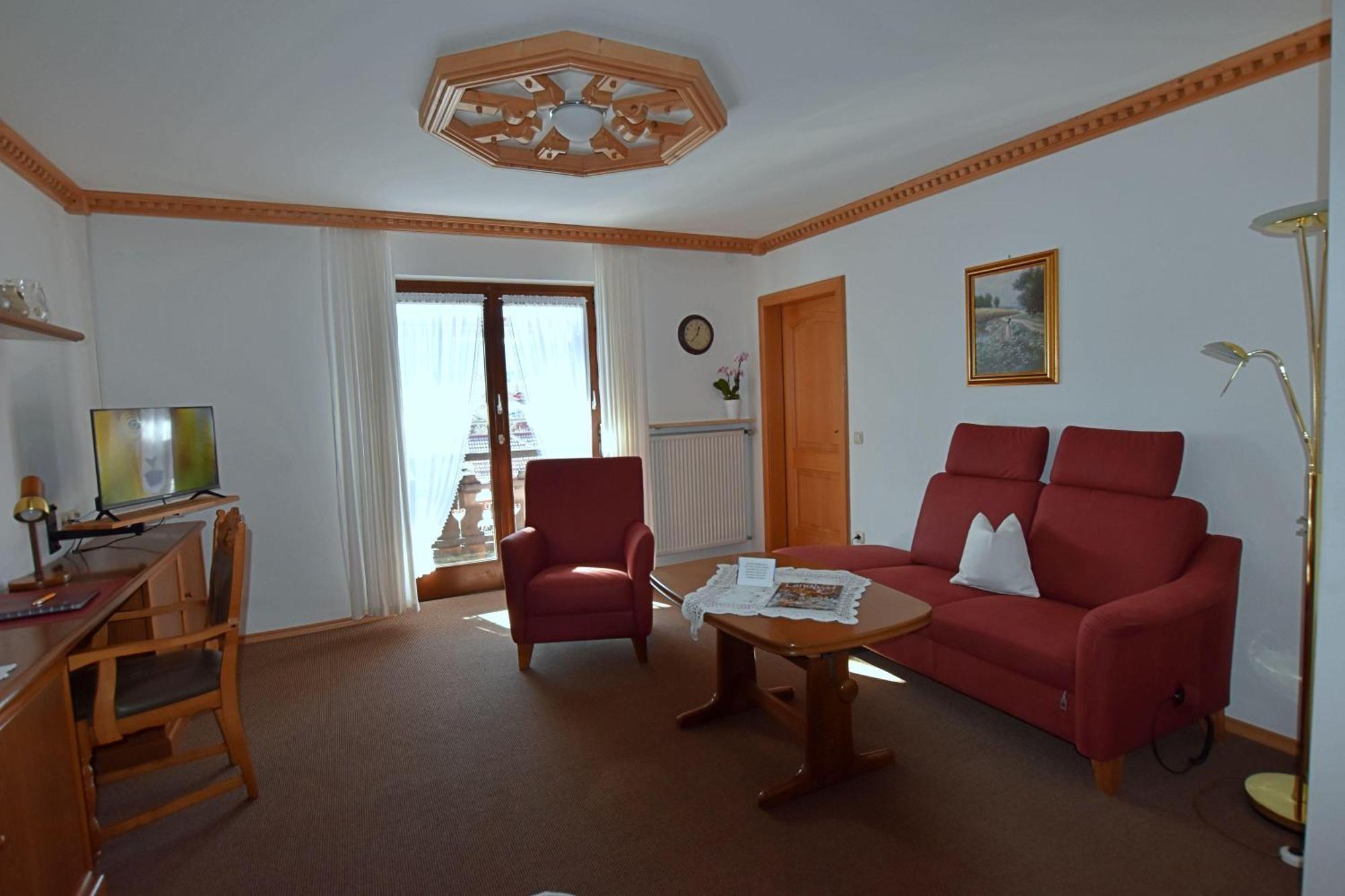 Ferienwohnung-Susanne-Im-Gaestehaus-Bergfrieden Bad Bayersoien Екстер'єр фото
